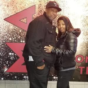 Meet your Posher, Ebony